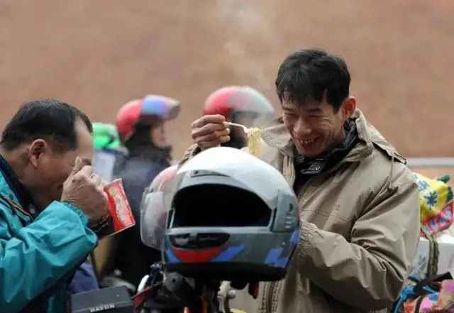 Image title Image title